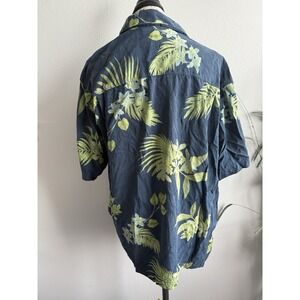 Tommy Bahama Shirt Mens Large Blue Floral Button Up‎ Silk Hawaiian Tiki Tropical